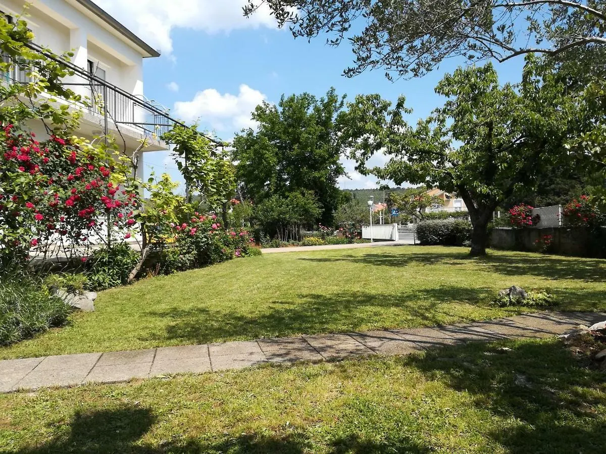 Apartments Granzola Sukosan