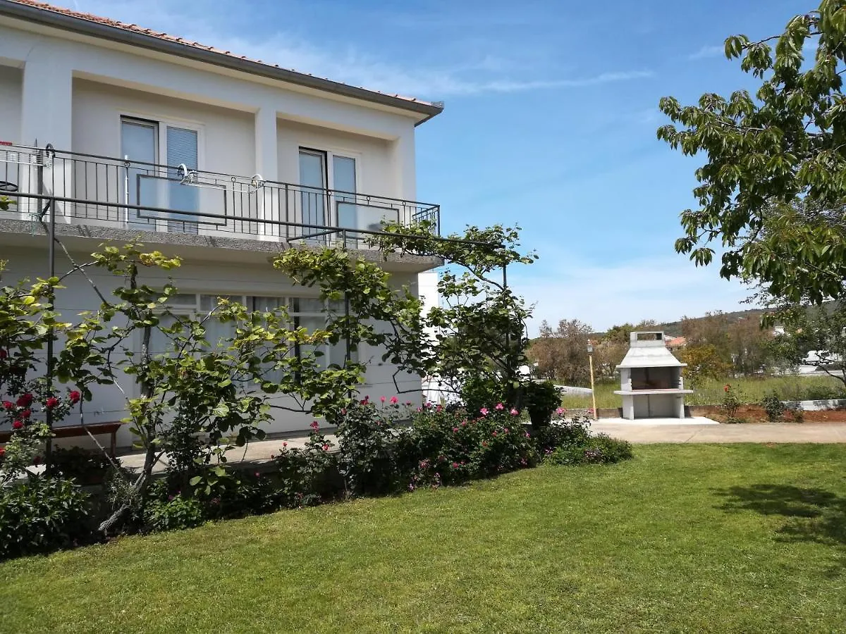 Apartments Granzola Sukosan