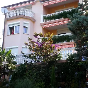 Boras Apartman Selce